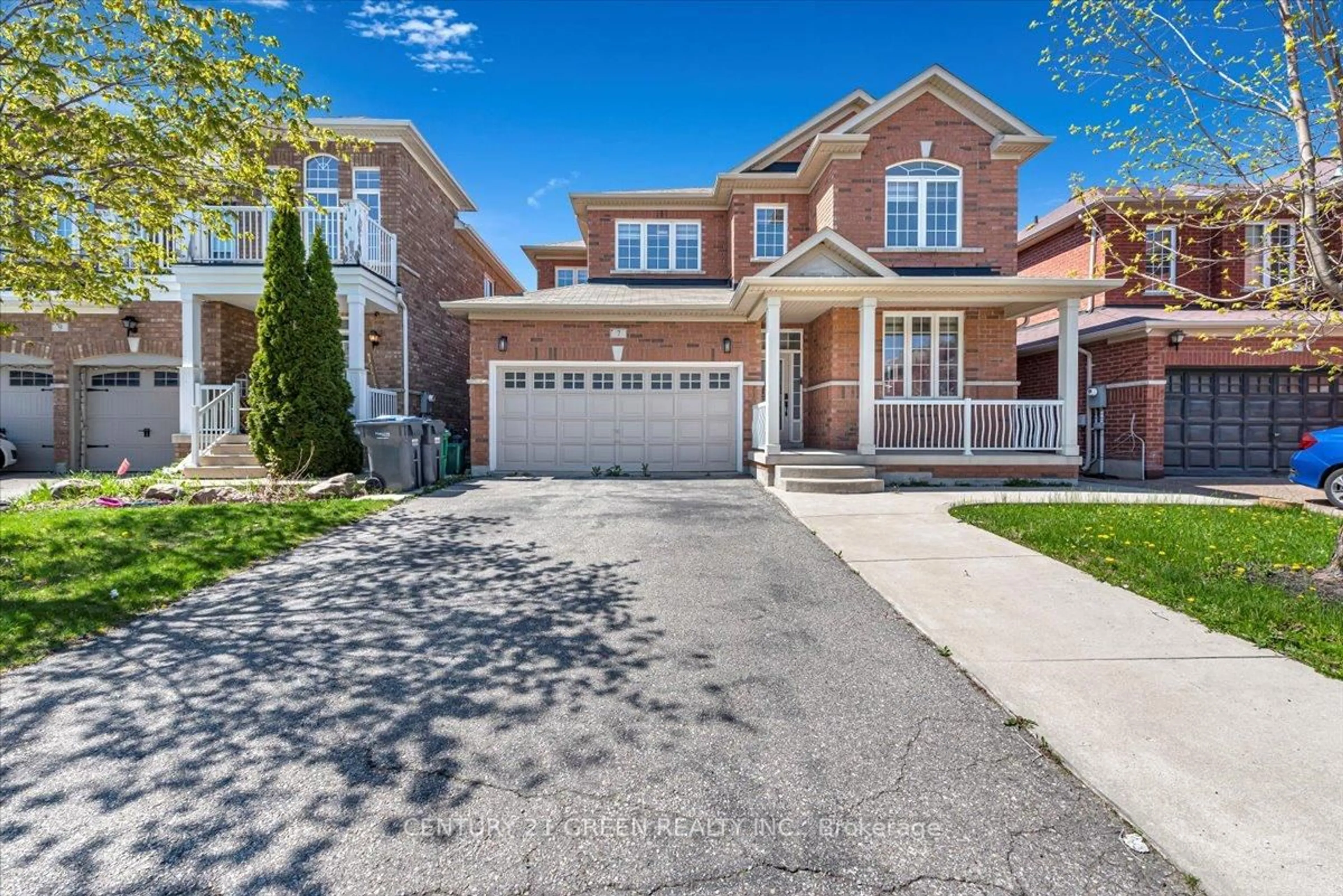 Home with brick exterior material, street for 7 Accent Circ, Brampton Ontario L7A 0L2