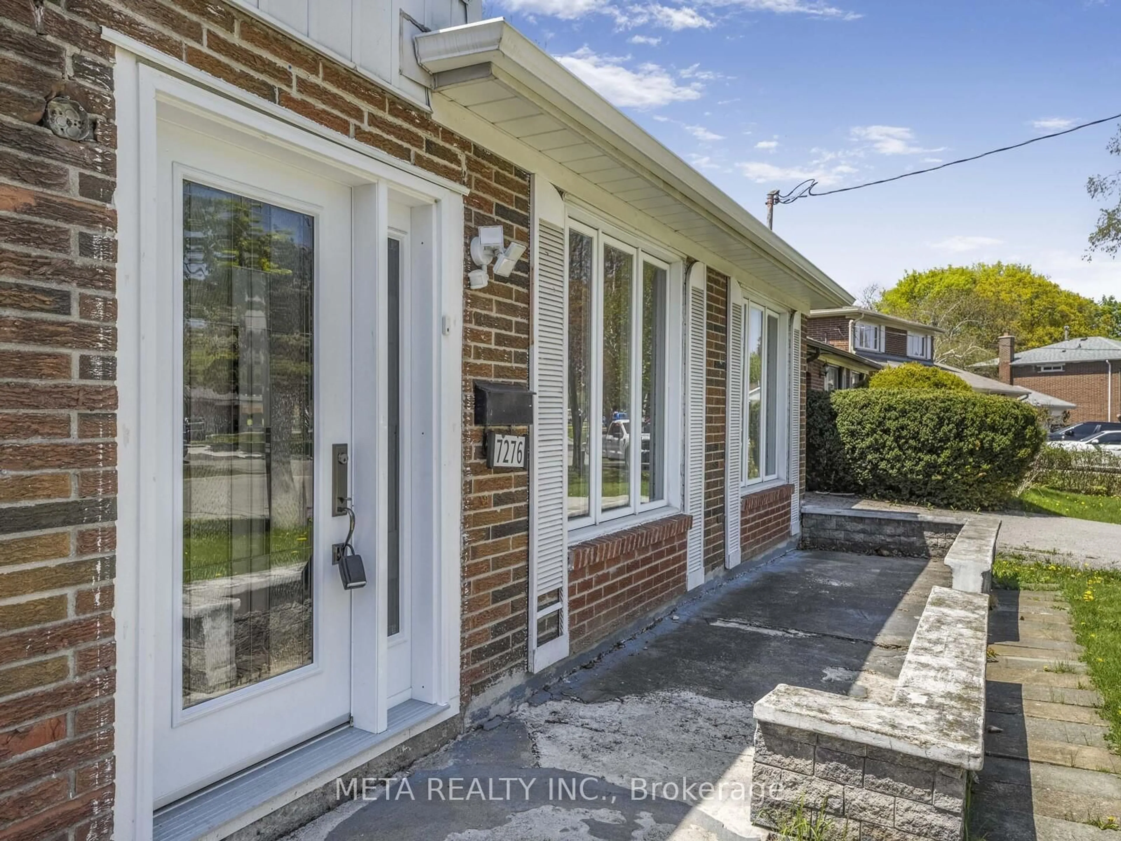 Home with brick exterior material, street for 7276 Topping Rd, Mississauga Ontario L4T 2Y5