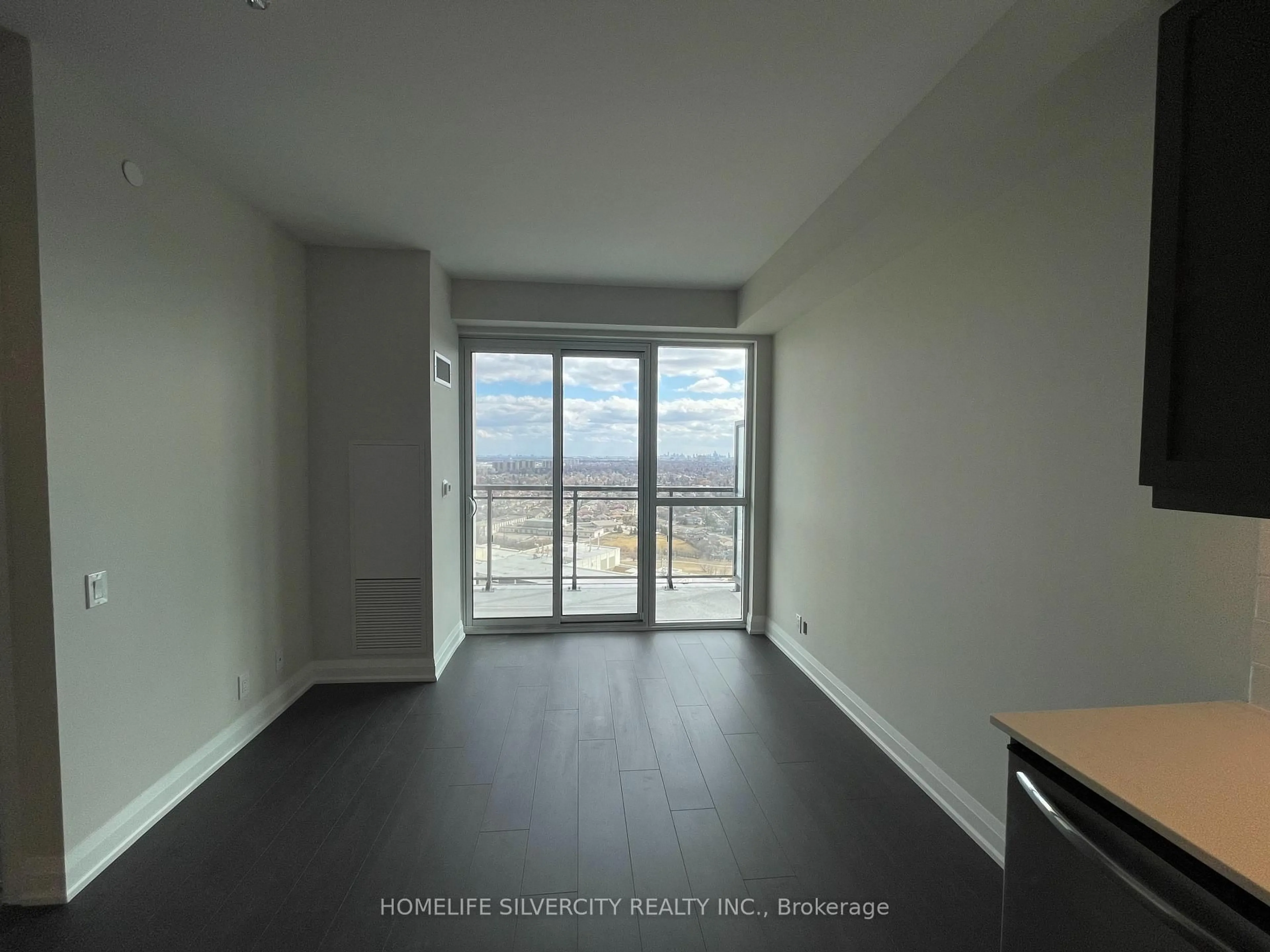 A pic of a room for 15 Lynch St #2104, Brampton Ontario L6W 2Z8