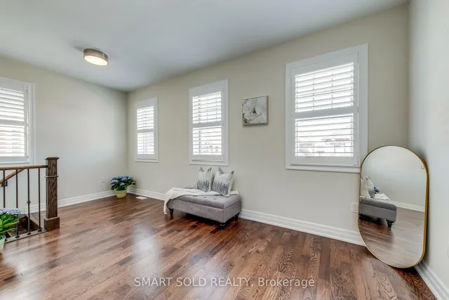 Additional property image - 3263 Donald Mackay St
