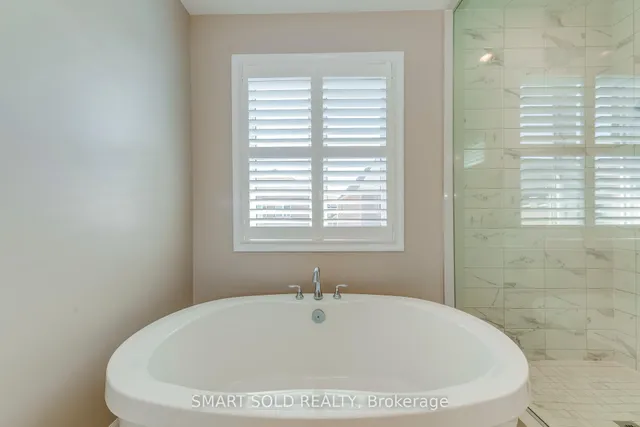 Additional property image - 3263 Donald Mackay St