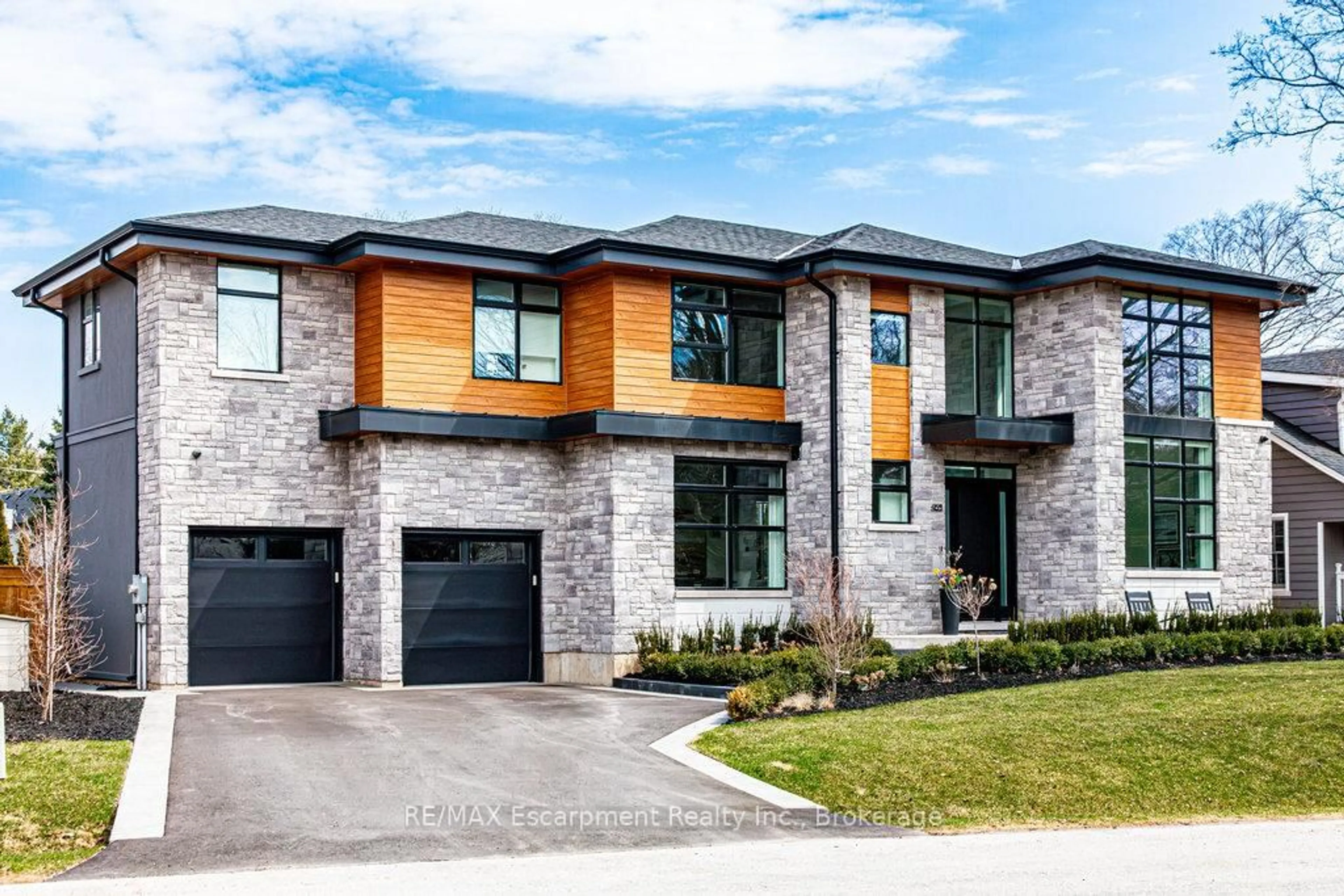 Home with brick exterior material, street for 459 Smith Lane, Oakville Ontario L6L 4X1