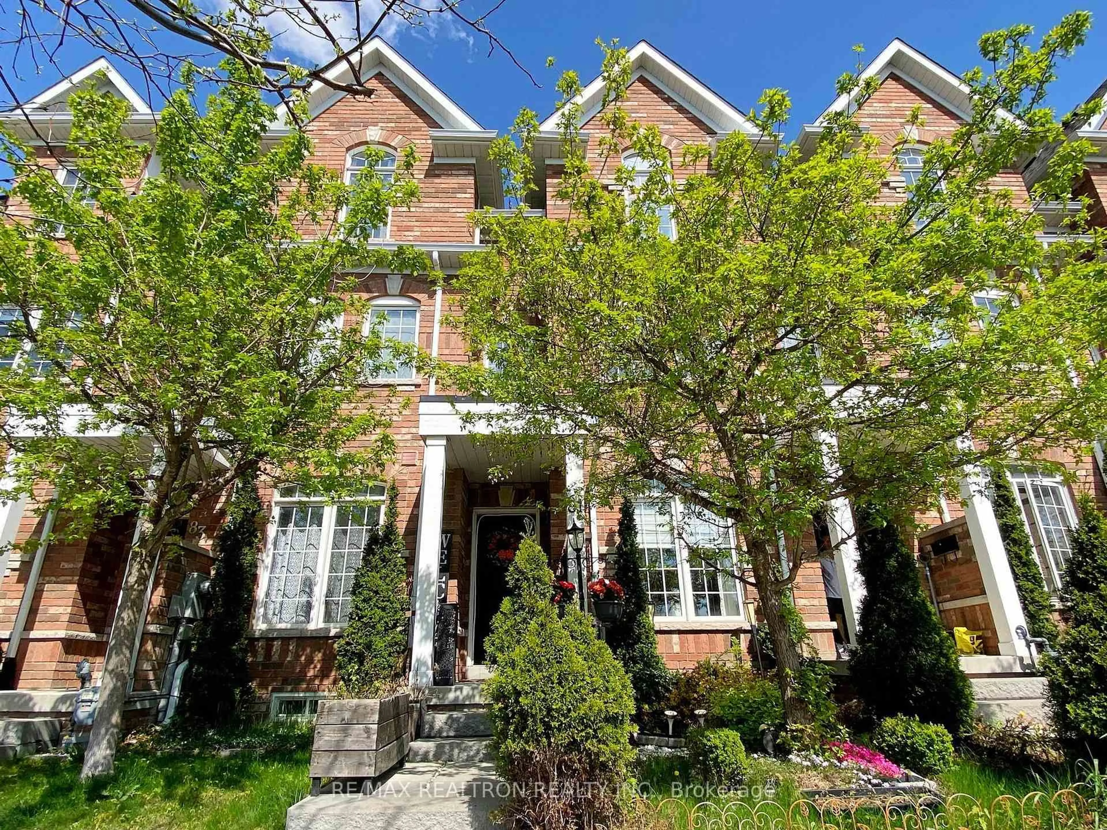 Home with brick exterior material, street for 81 Isaac Devins Blvd, Toronto Ontario M9M 0C9