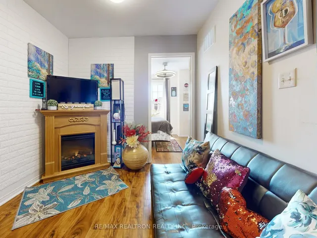 Additional property image - 81 Isaac Devins Blvd