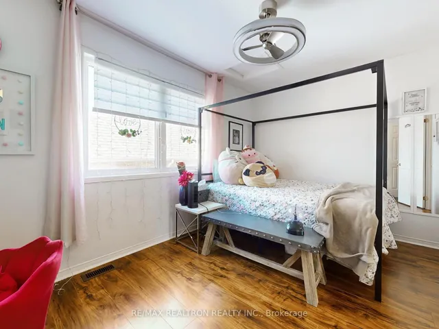 Additional property image - 81 Isaac Devins Blvd