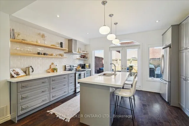 Additional property image - 114 Evans Ave Unit 7
