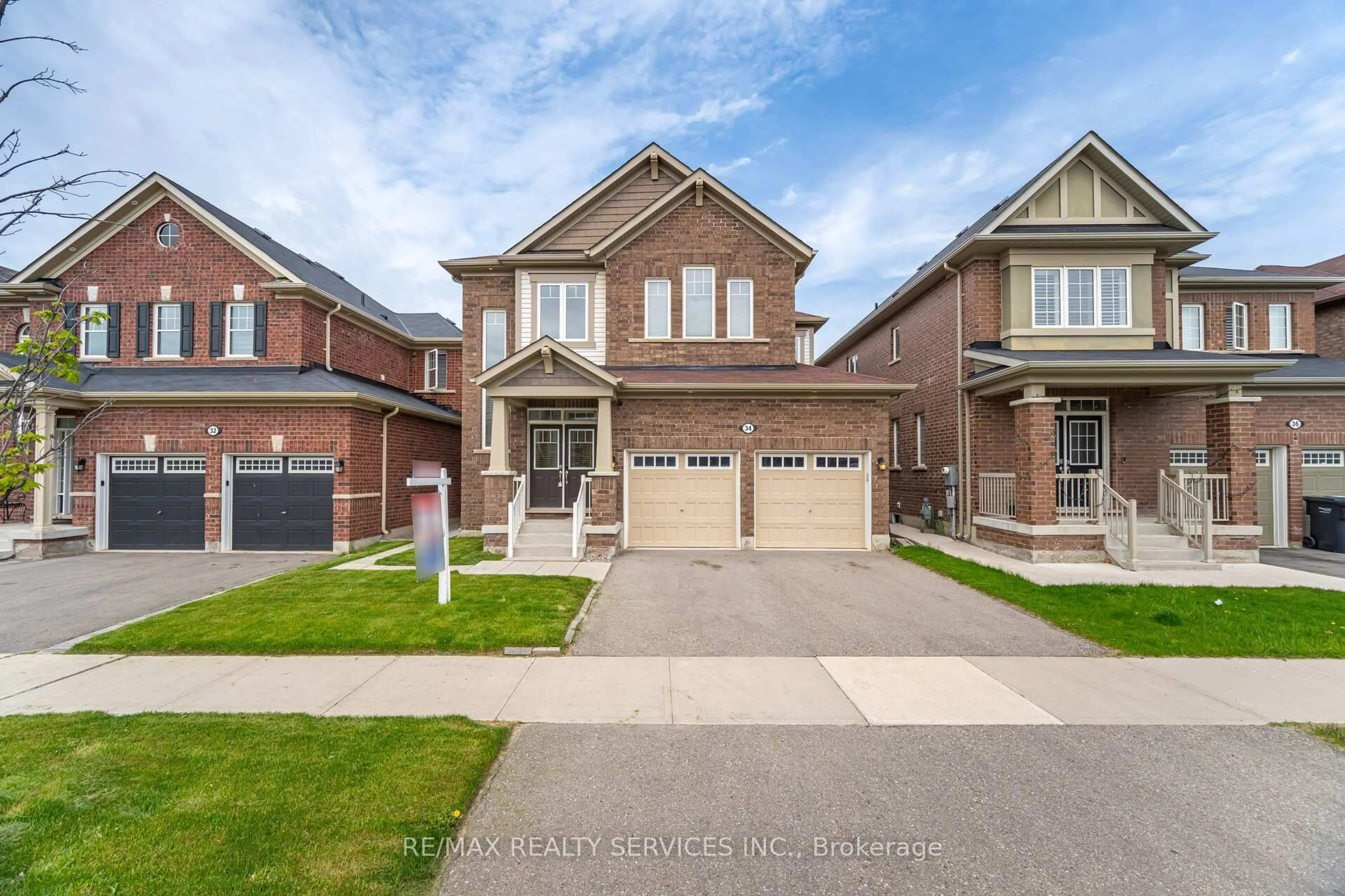 Home with brick exterior material, street for 34 Jemima Rd, Brampton Ontario L7A 4T2