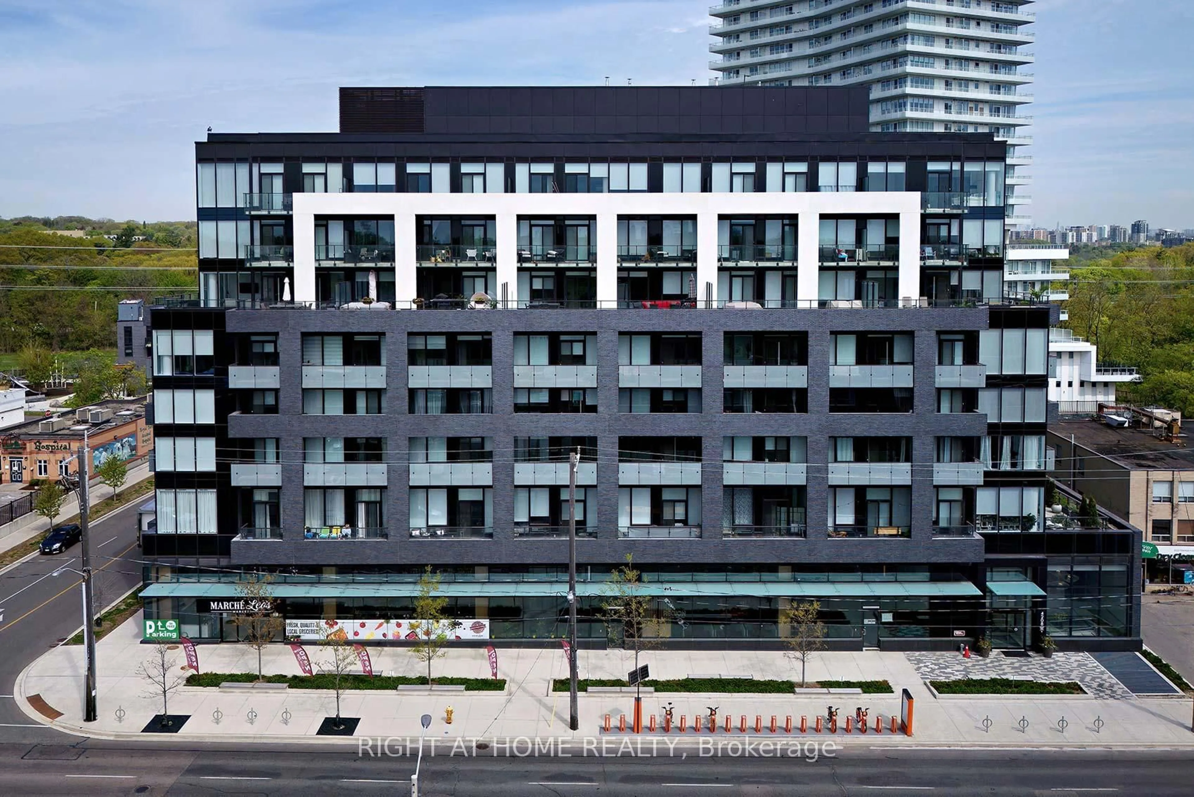Unknown for 4208 Dundas St #523, Toronto Ontario M8X 0B1