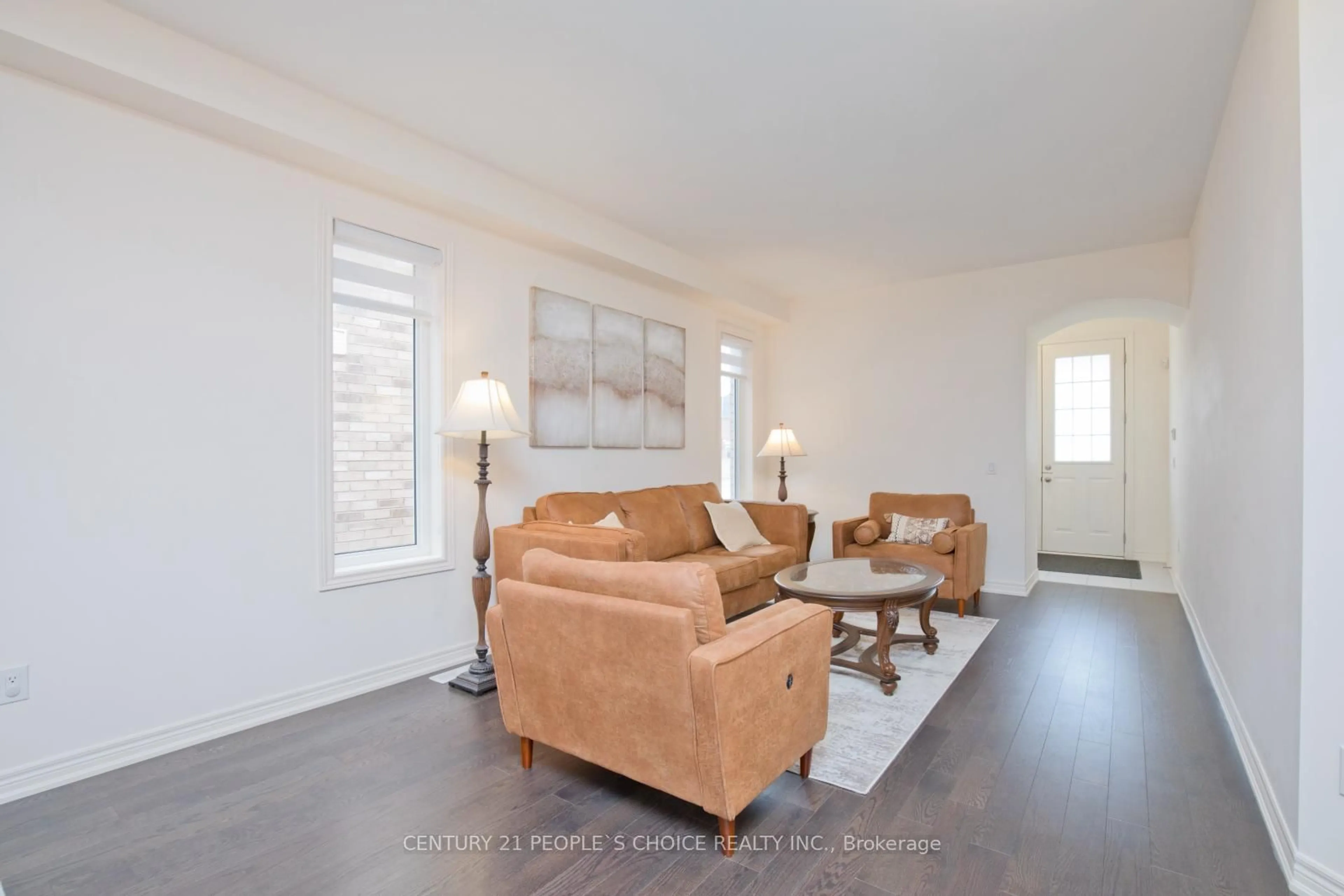 Living room with furniture, unknown for 4 Elverton Cres, Brampton Ontario L7A 4Z4