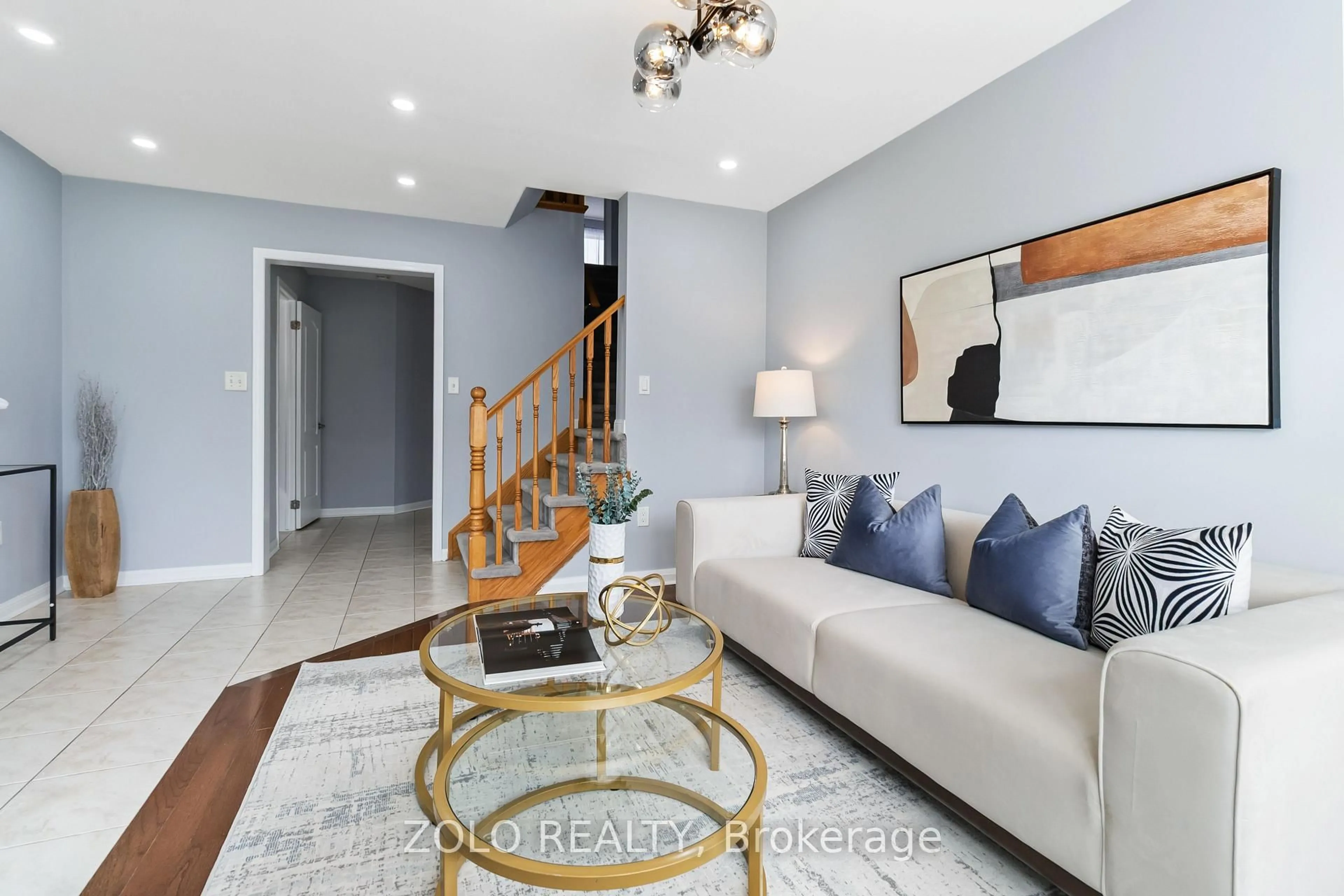 Living room with furniture, unknown for 846 Luxton Dr, Milton Ontario L9T 6Y3