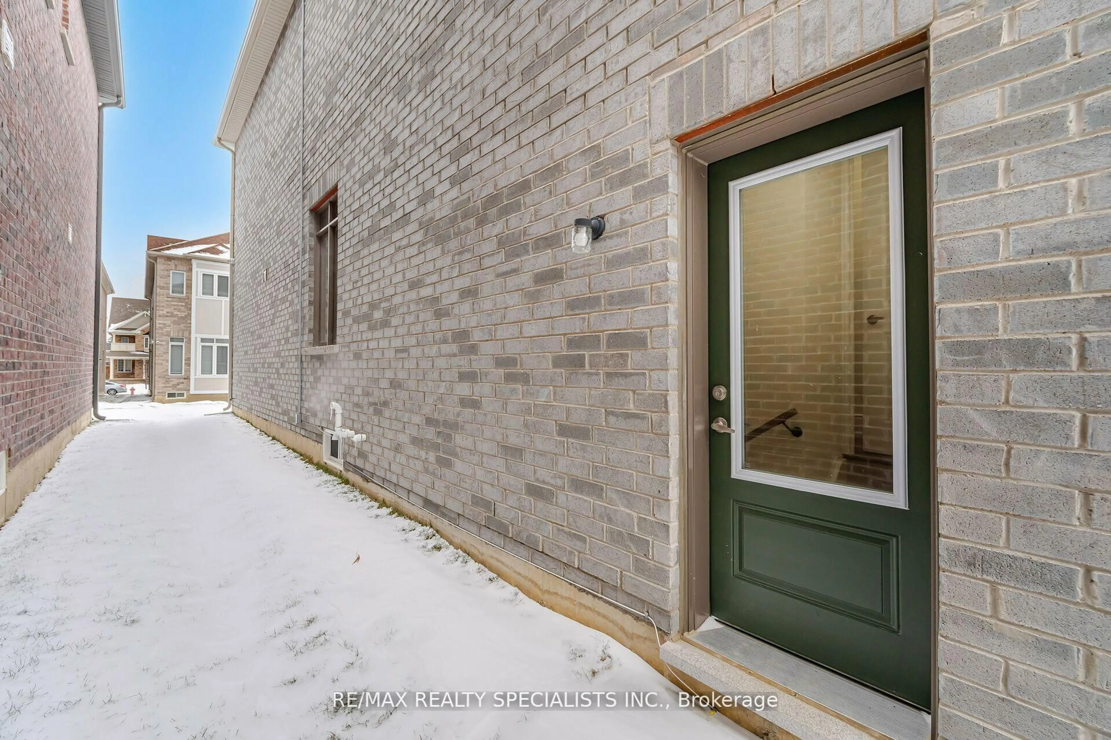 Unknown for 82 Royal Fern Cres, Caledon Ontario L7C 4N1