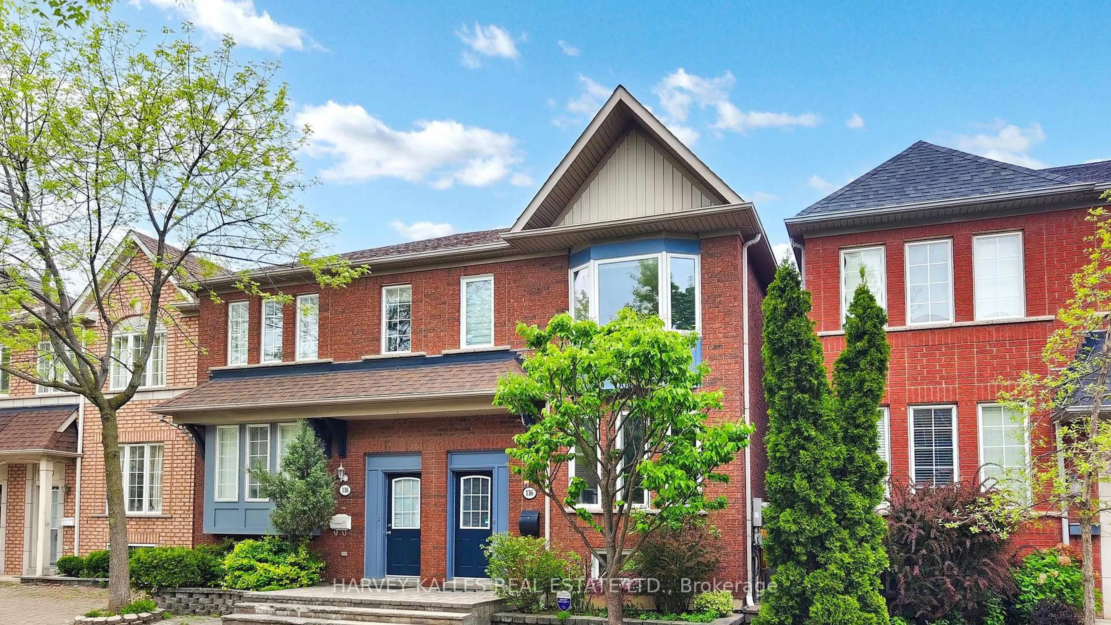 Home with brick exterior material, unknown for 136 Tarragona Blvd, Toronto Ontario M6N 5C5