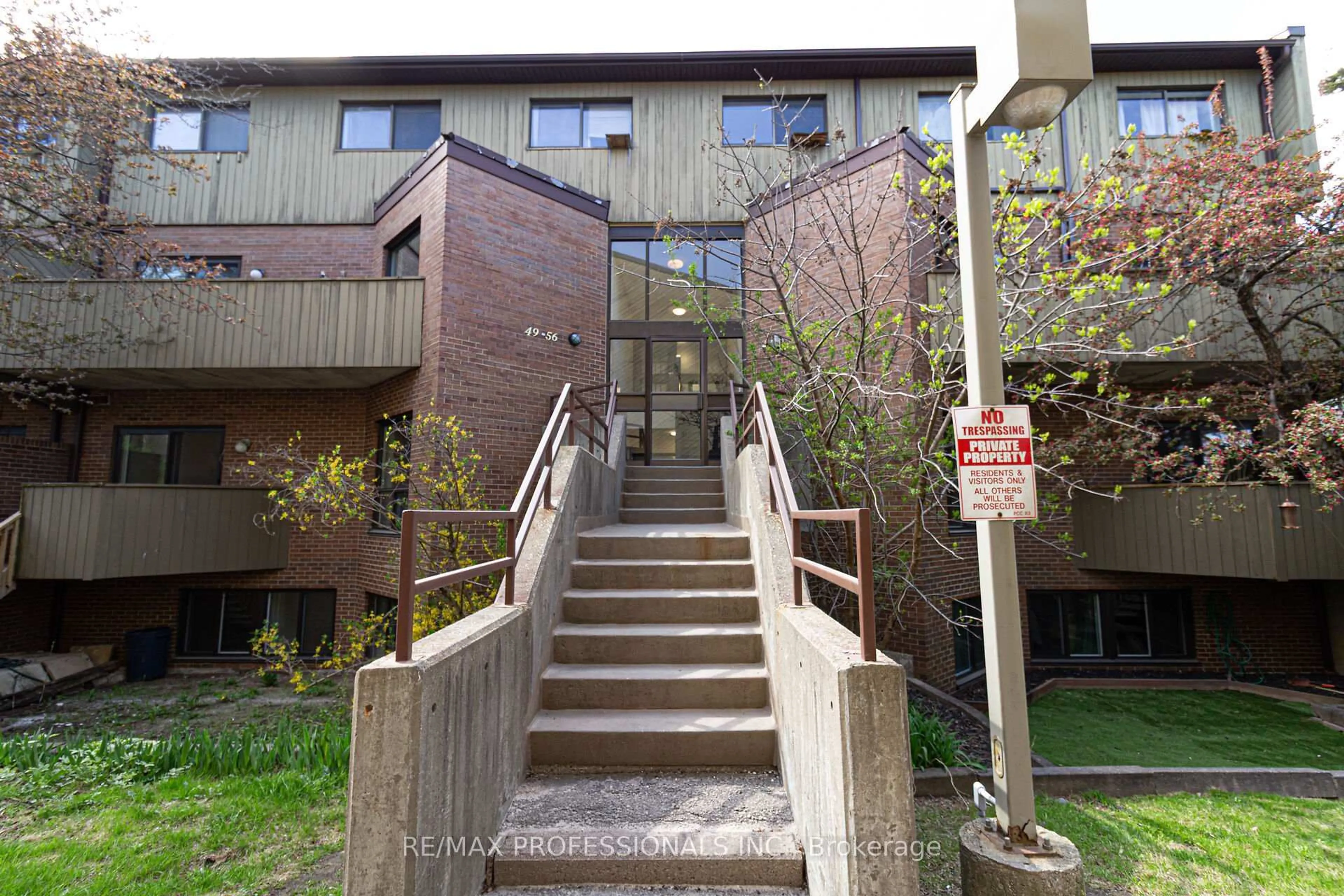 Unknown for 2035 South Millway N/A #49, Mississauga Ontario L5L 1R7