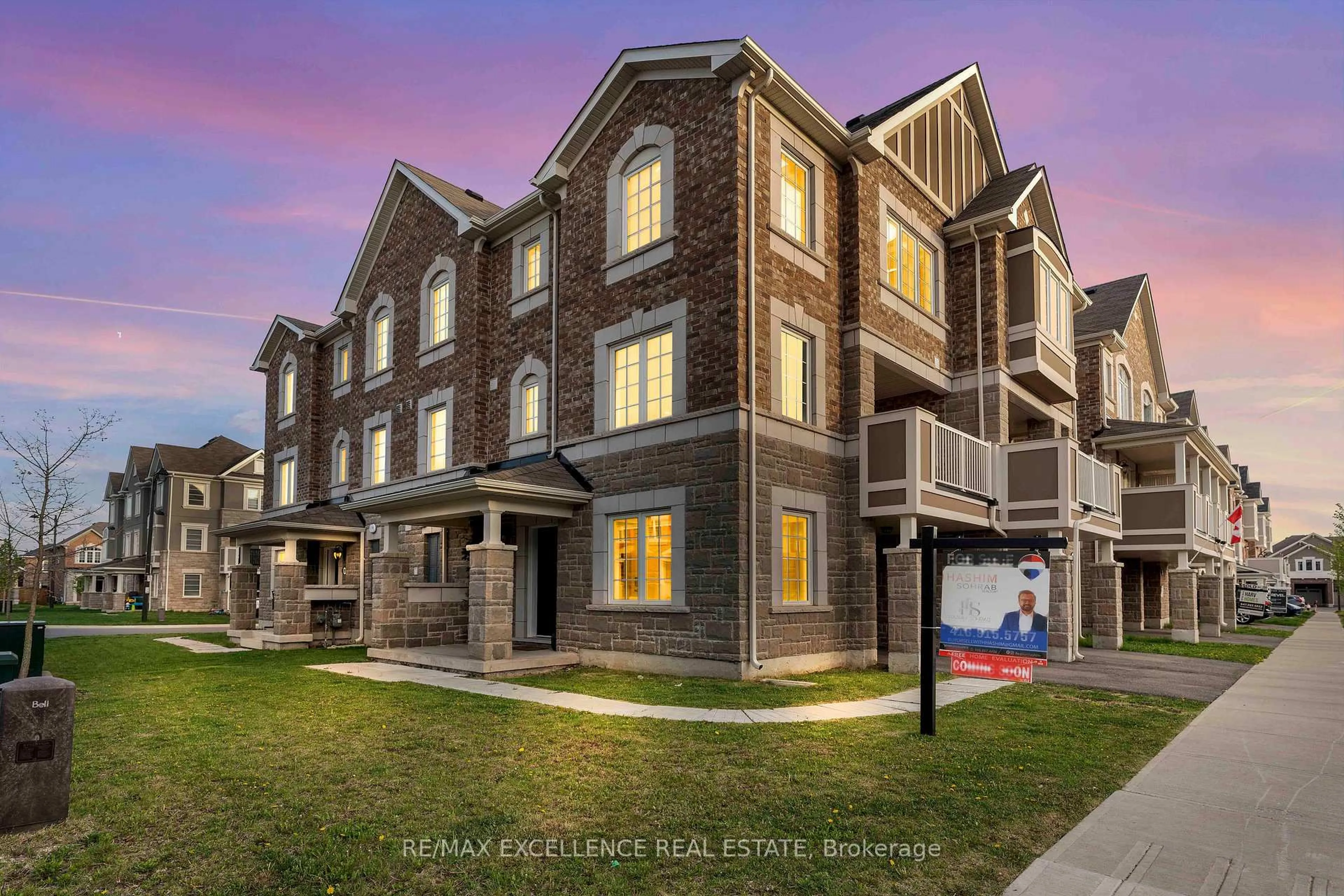 Home with brick exterior material, building for 898 Ash Gate, Milton Ontario L9E 1R9