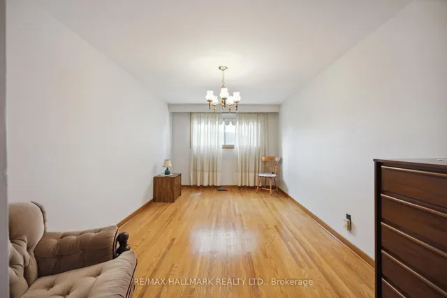 Additional property image - 23 Lockington Crt
