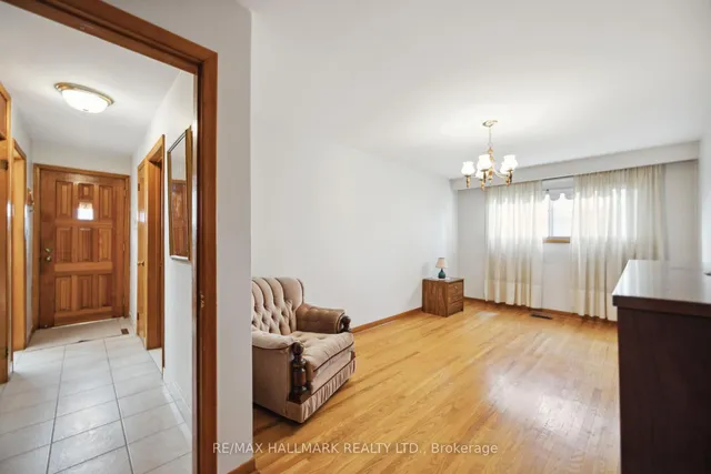 Additional property image - 23 Lockington Crt
