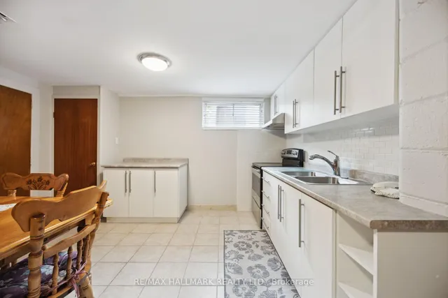 Additional property image - 23 Lockington Crt
