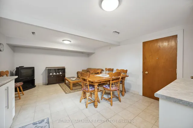 Additional property image - 23 Lockington Crt