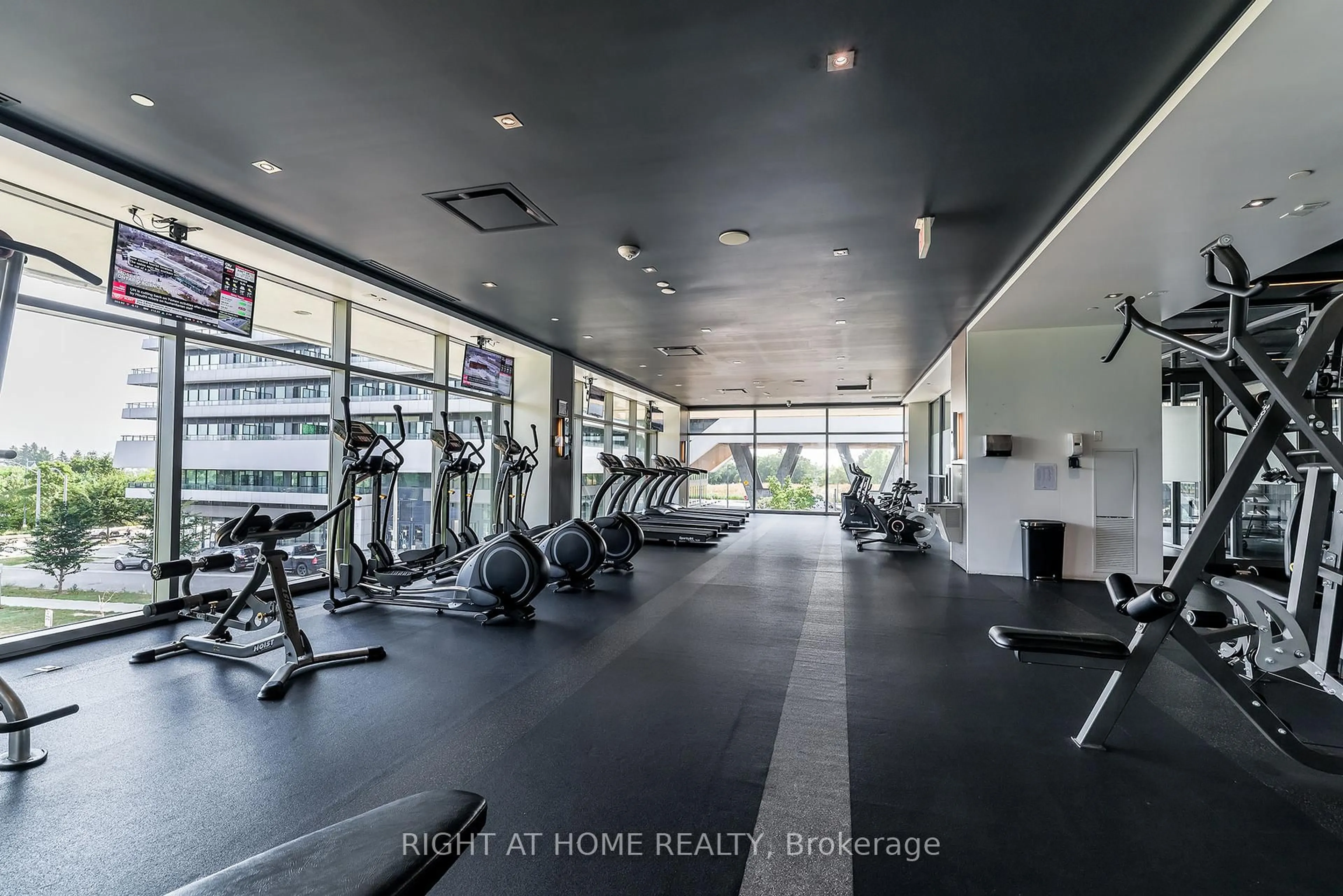 Gym or fitness room for 30 Shore Breeze Dr #2912, Toronto Ontario M8V 1A1