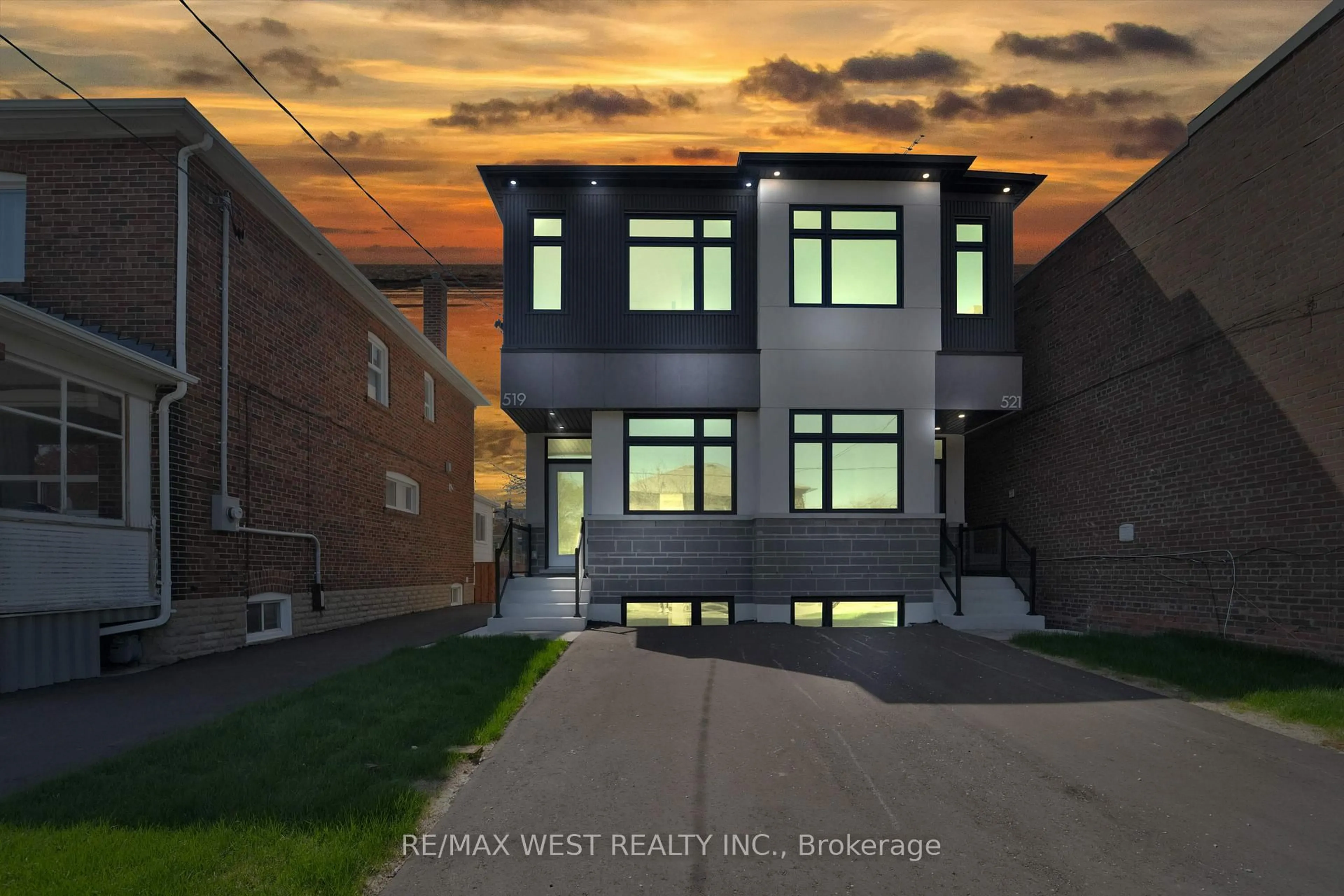 Unknown for 519 St Johns Rd, Toronto Ontario M6S 2L7
