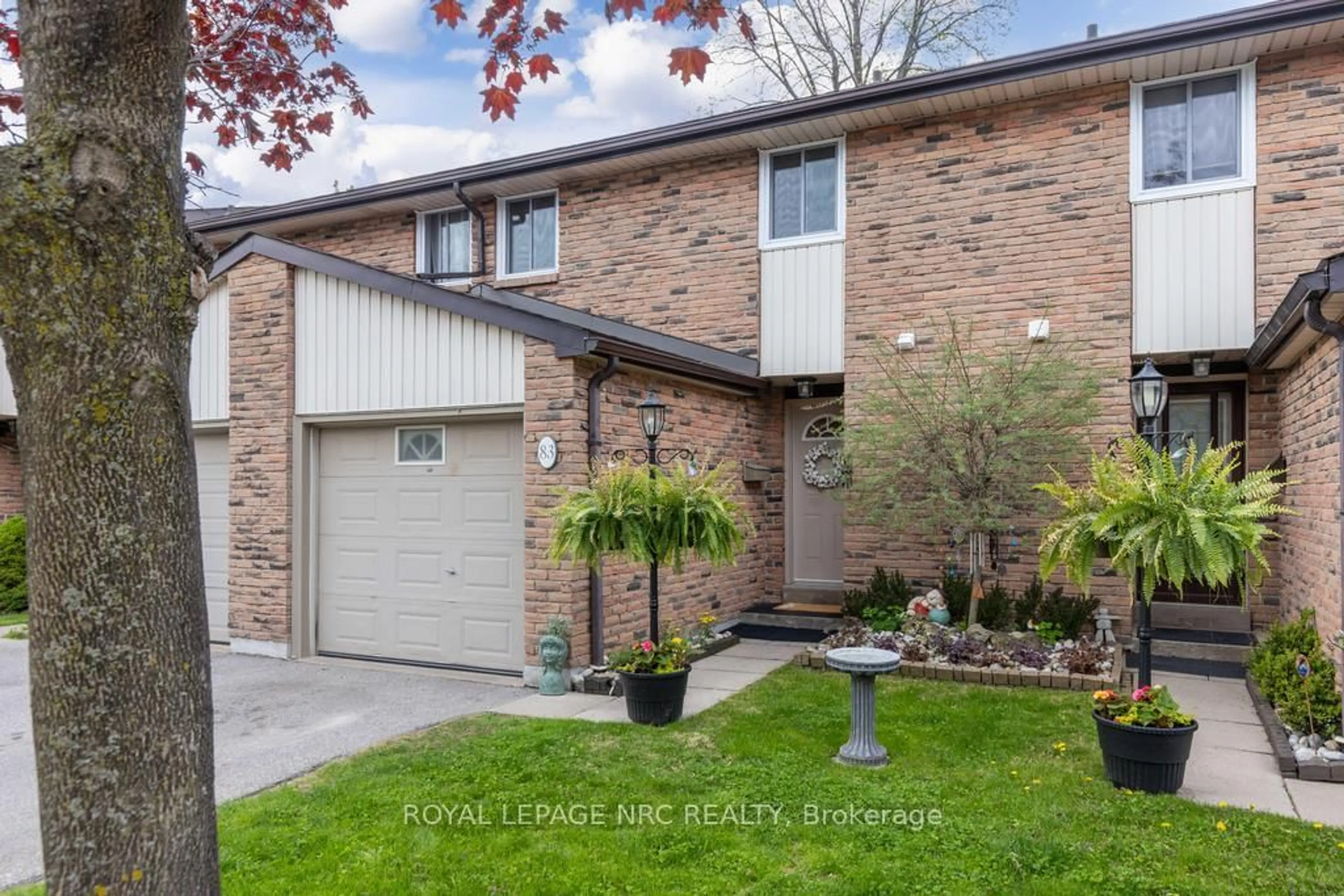 Home with brick exterior material, street for 680 Regency Crt #Unit 83, Burlington Ontario L7N 3L9