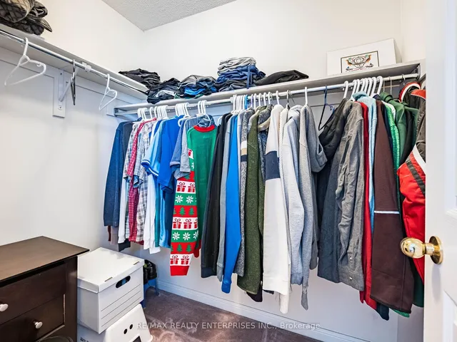 Additional property image - 256 Sherwood Rd