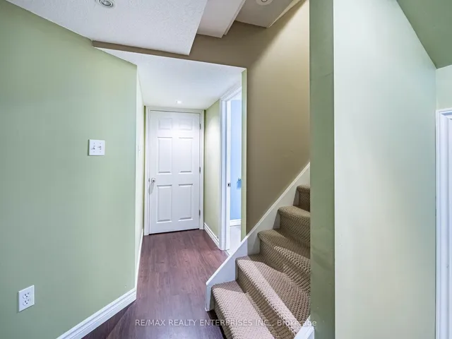 Additional property image - 256 Sherwood Rd