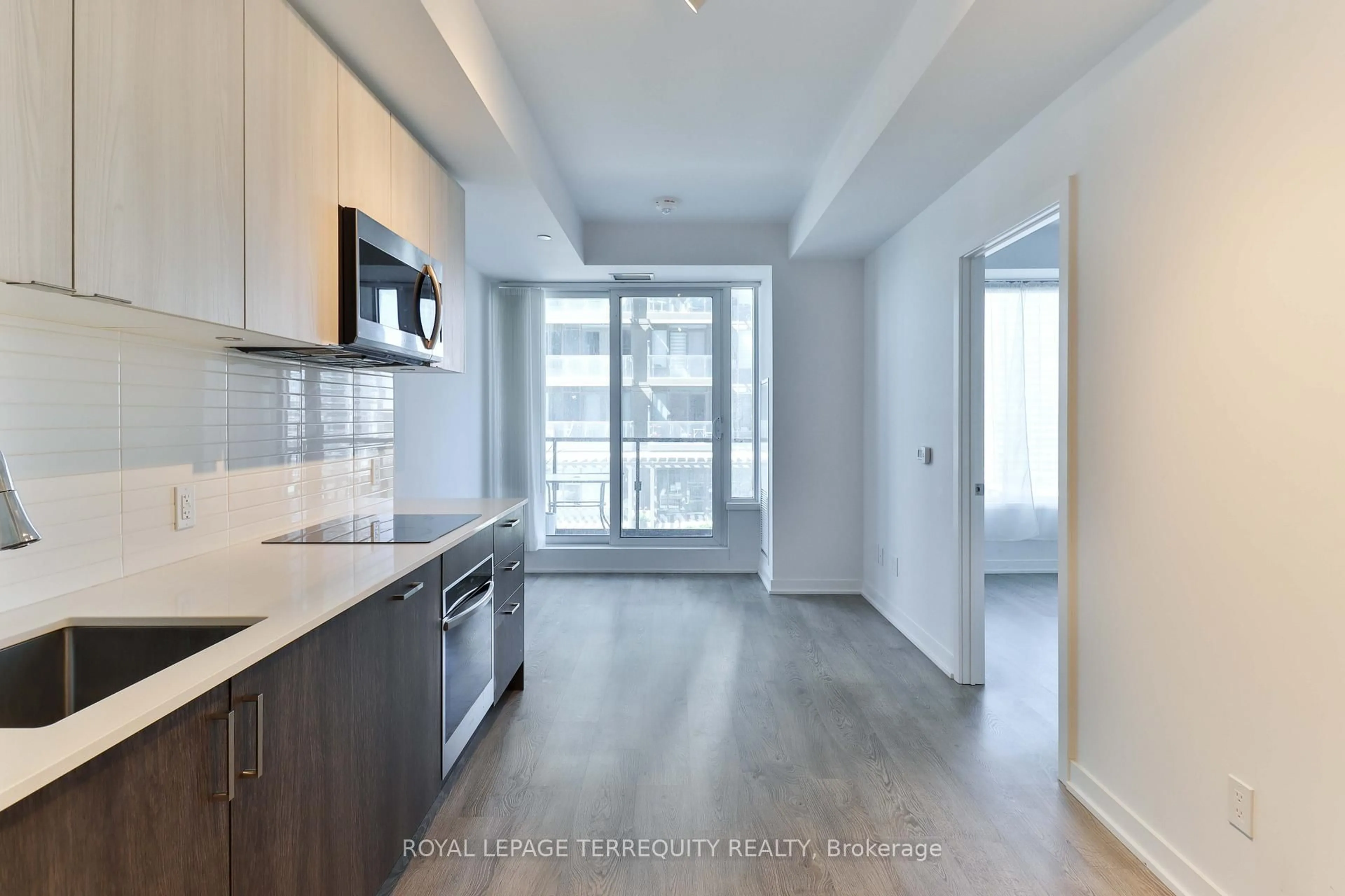 Open concept kitchen, unknown for 1926 Lake Shore Blvd #1212, Toronto Ontario M6S 1A1
