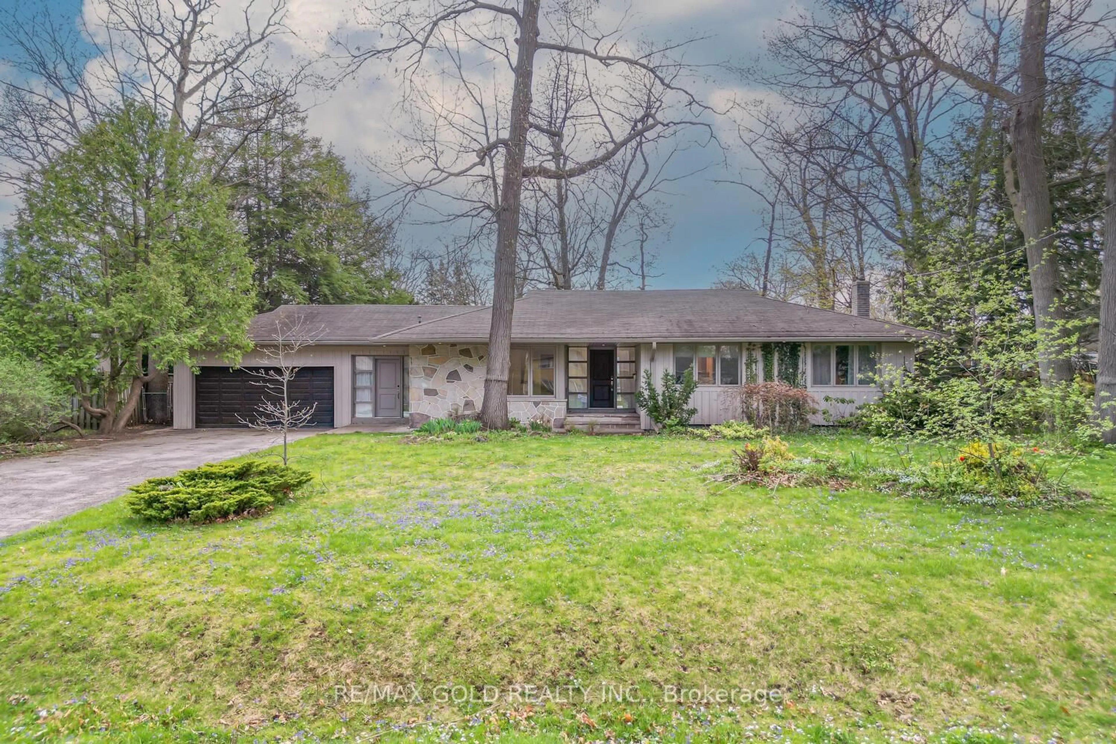 Unknown for 1534 Randor Dr, Mississauga Ontario L5J 3C7
