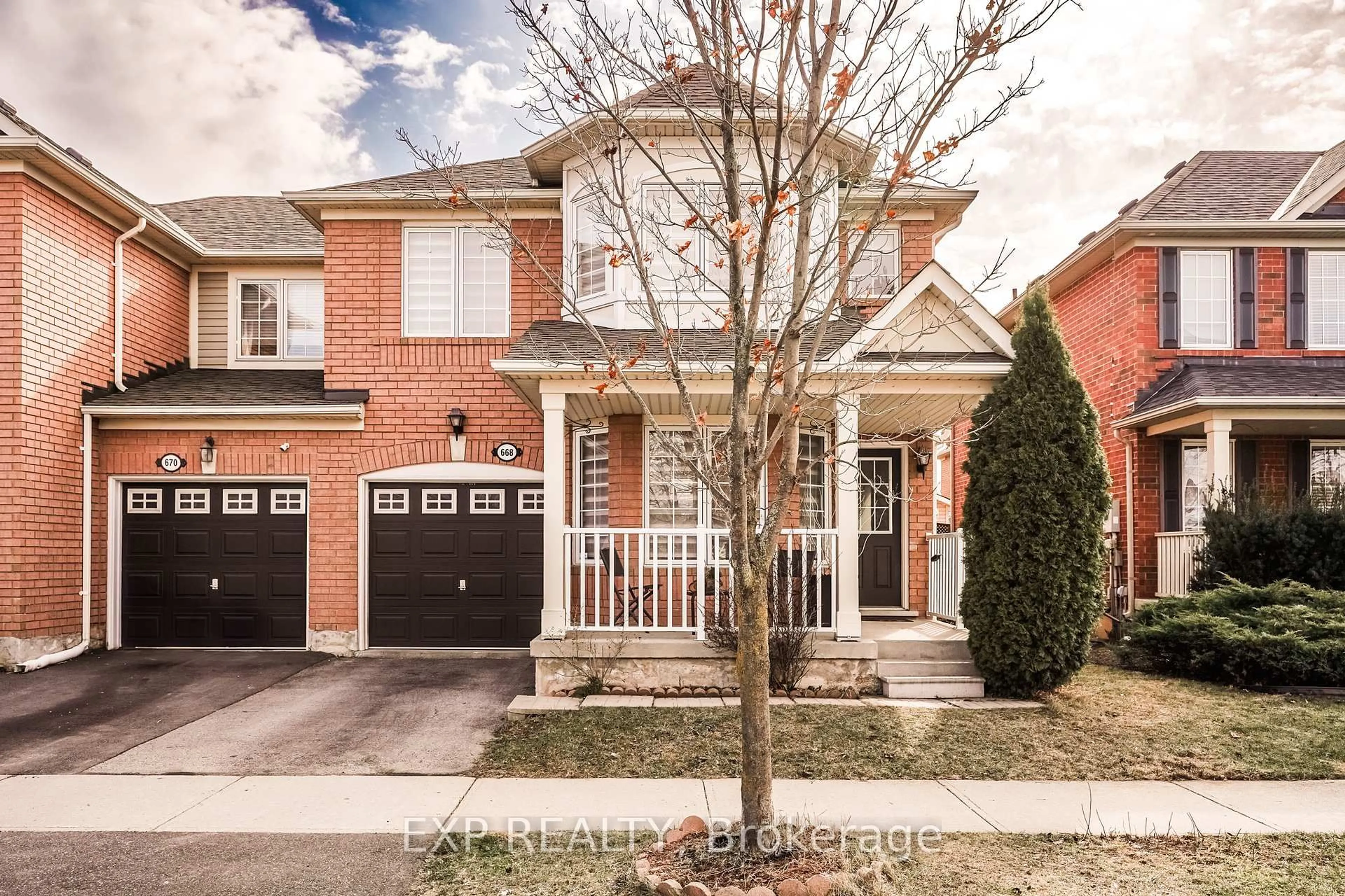 Home with brick exterior material, street for 668 Hamilton Cres, Milton Ontario L9T 6H1