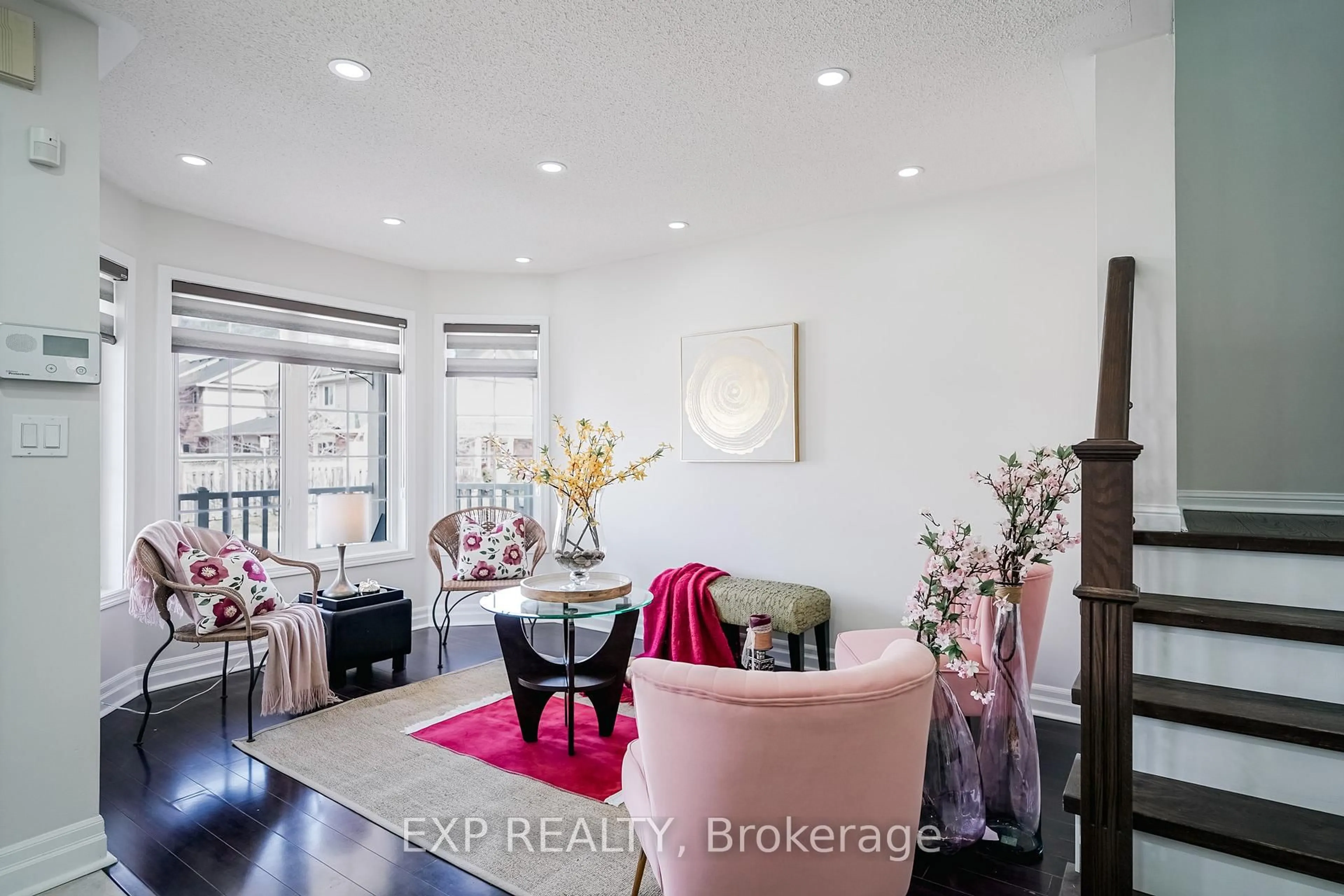 Unknown for 668 Hamilton Cres, Milton Ontario L9T 6H1