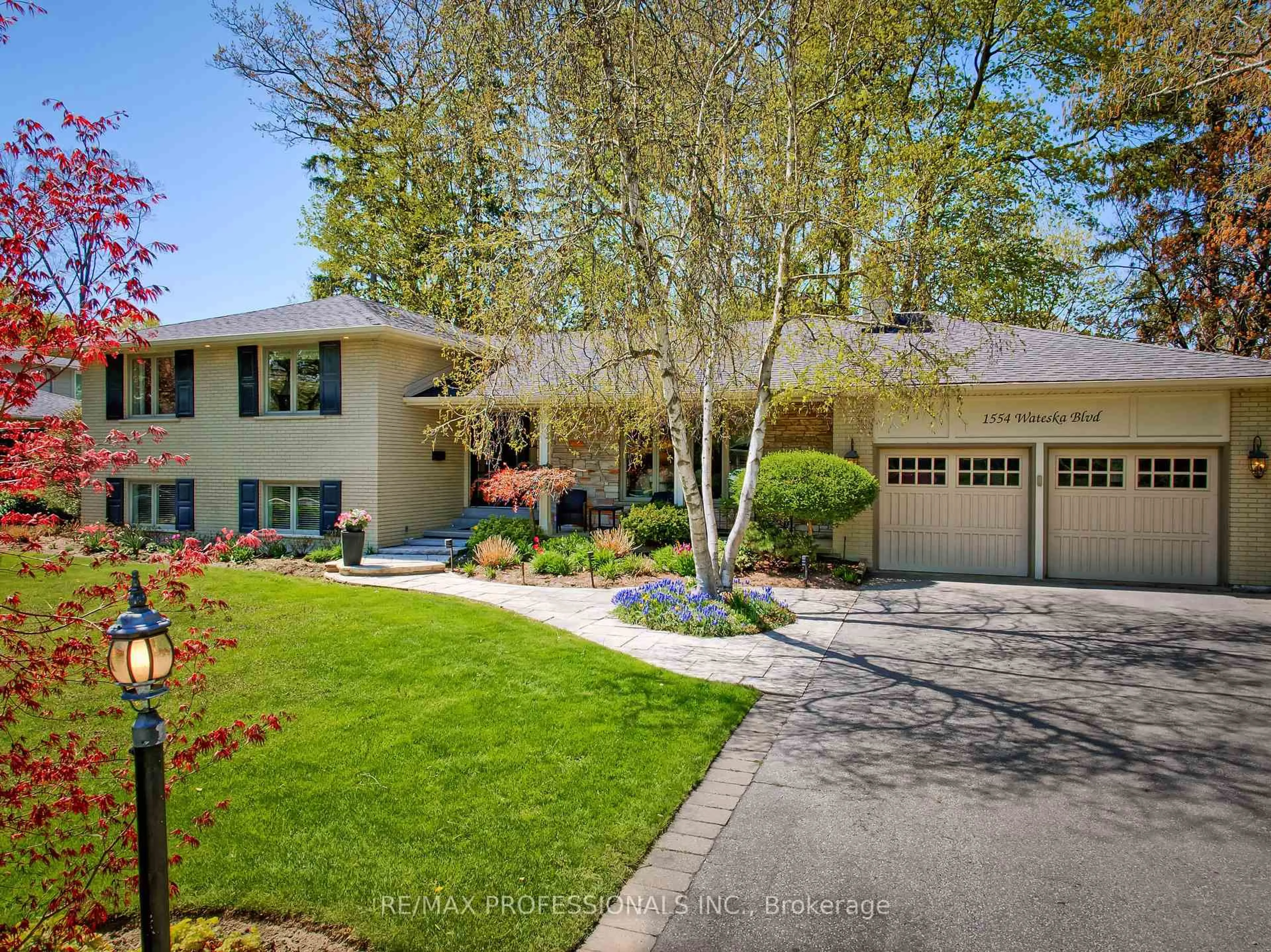 Unknown for 1554 Wateska Blvd, Mississauga Ontario L5H 2R2
