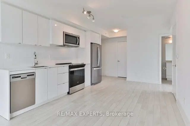 Additional property image - 1461 Lawrence Ave Unit 802