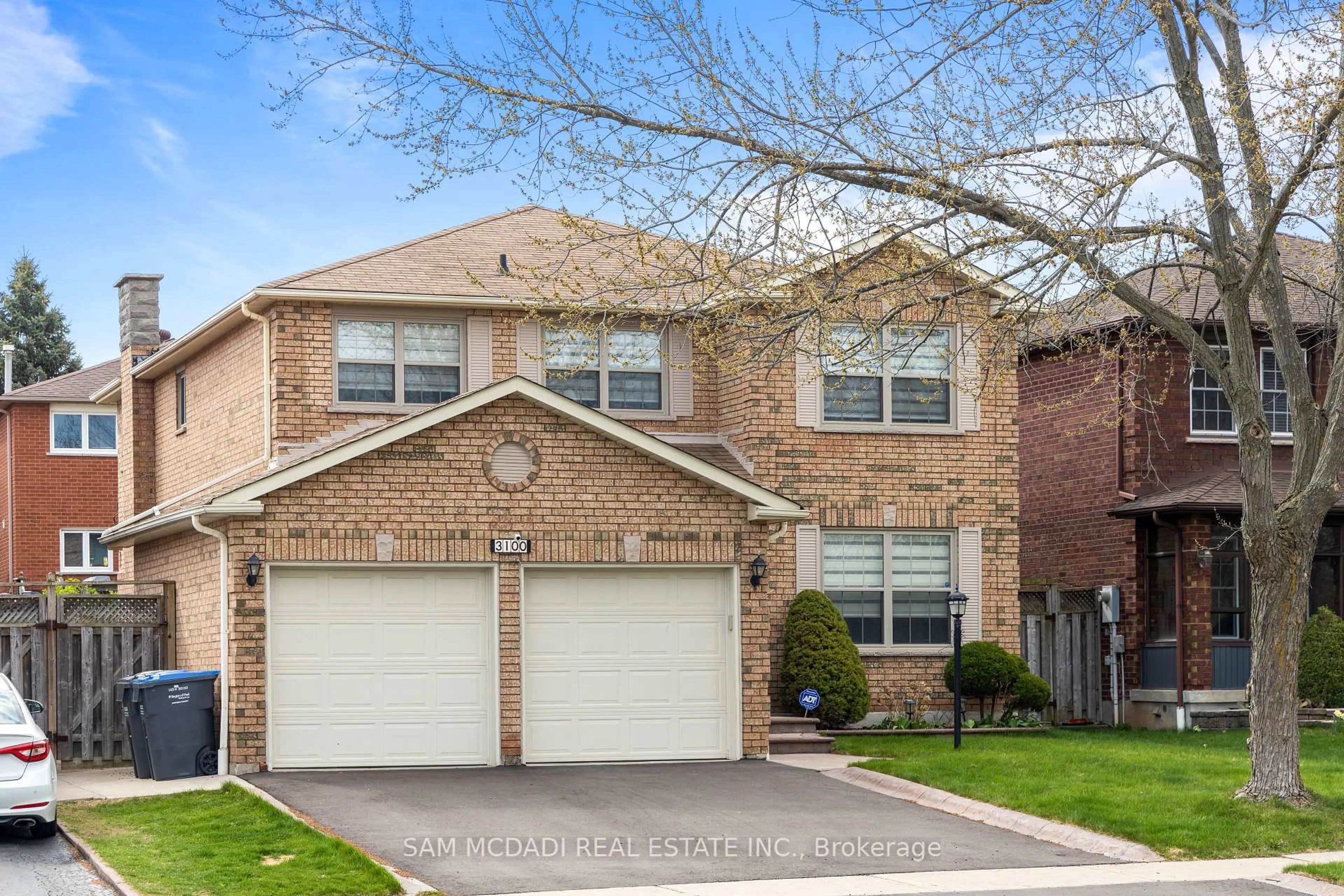 Home with brick exterior material, street for 3100 The Collegeway N/A, Mississauga Ontario L5L 4X8