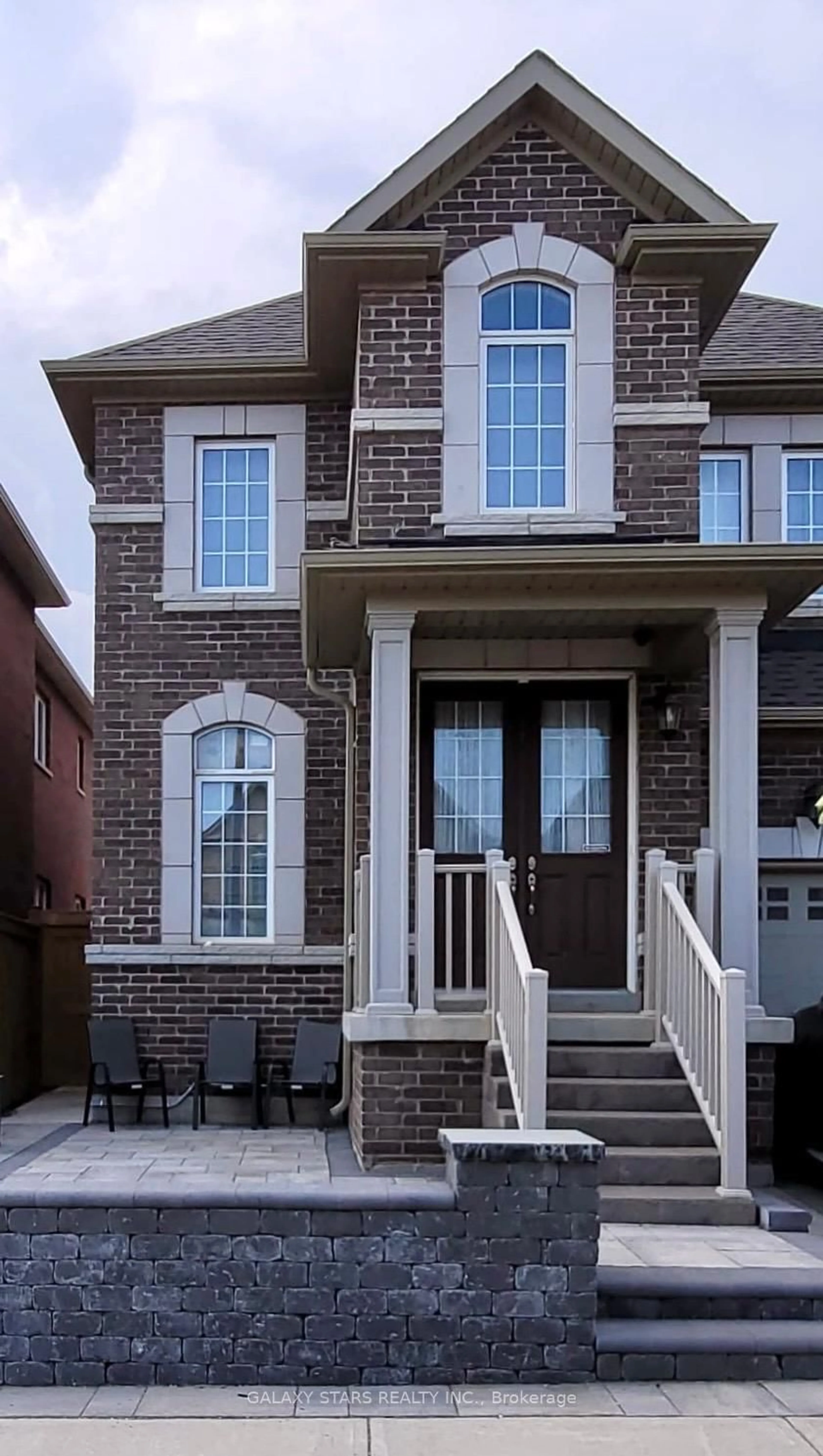 Home with brick exterior material, street for 312 Buick Blvd, Brampton Ontario L7A 4L8
