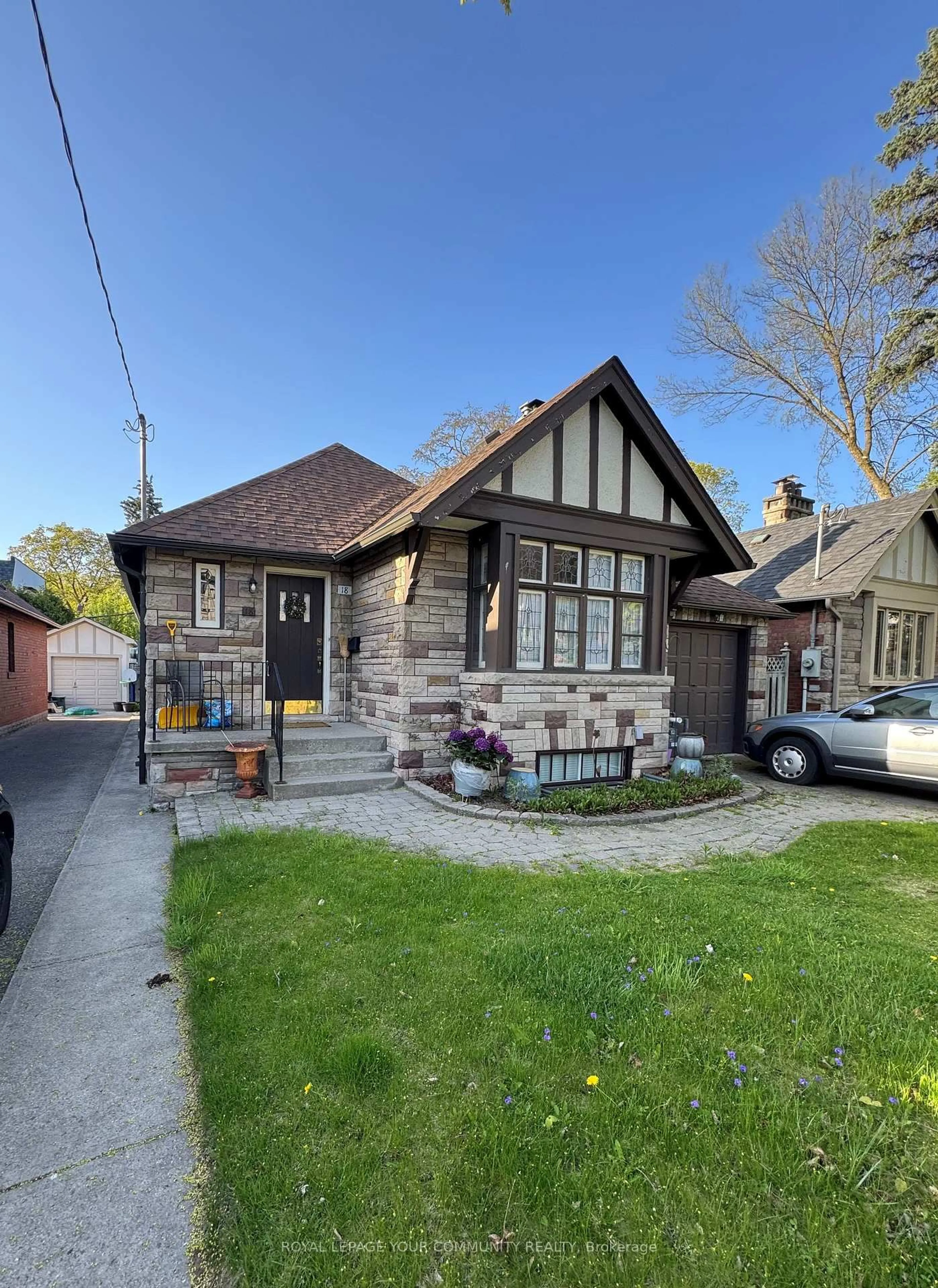 Home with brick exterior material, street for 18 Armadale Ave, Toronto Ontario M6S 3W8