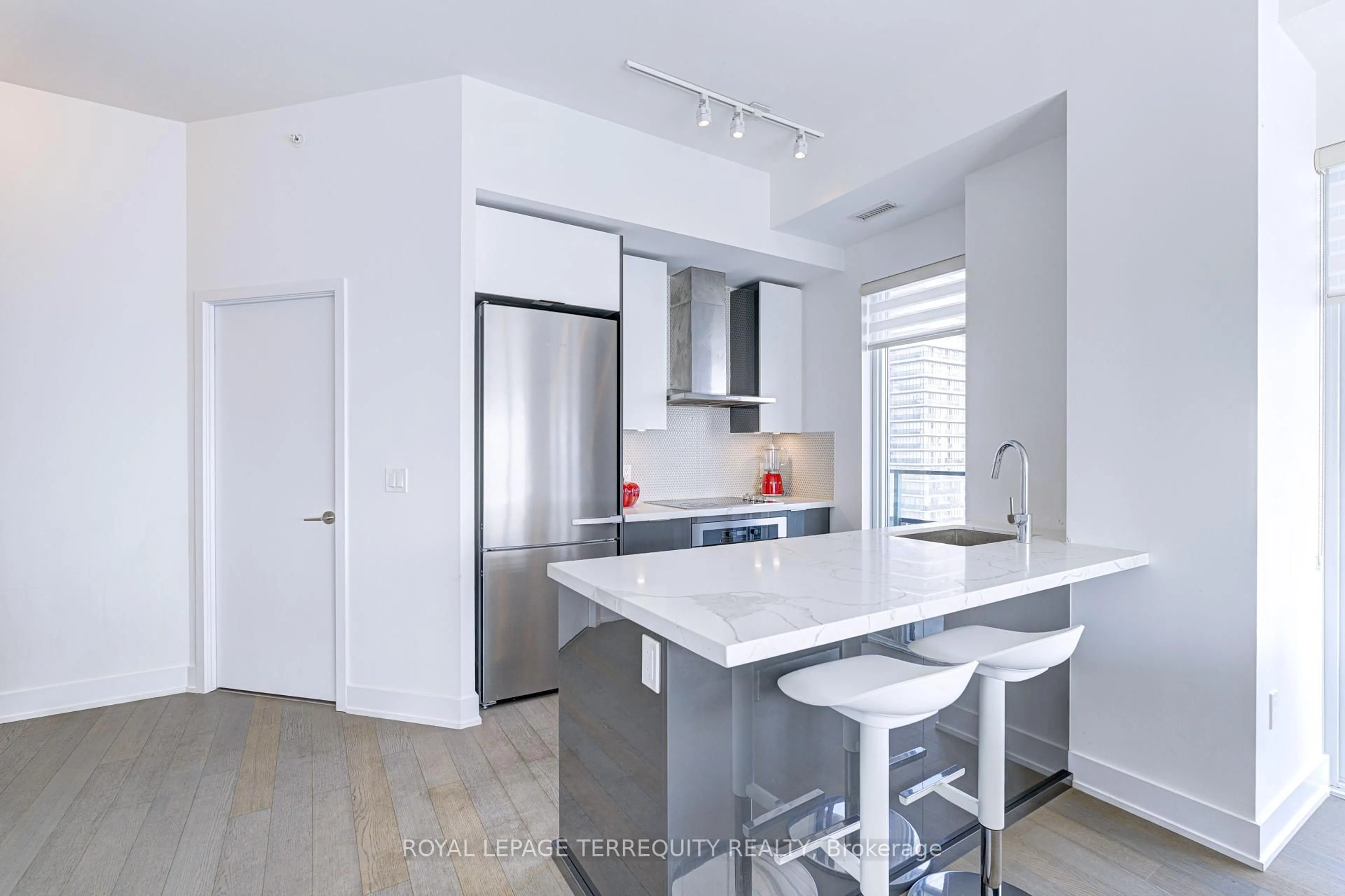 Open concept kitchen, unknown for 20 Shore Breeze Dr #4506, Toronto Ontario M8V 0C7