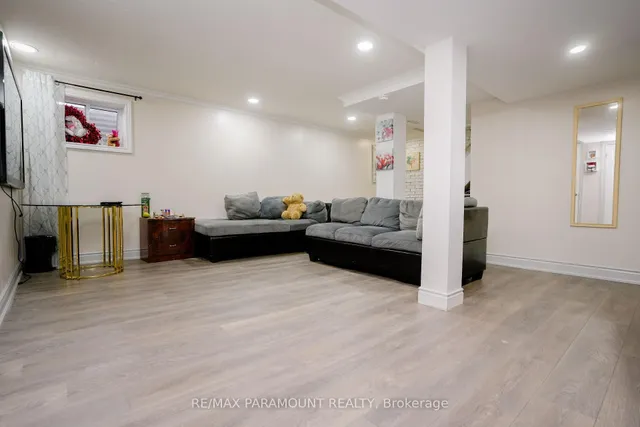 Additional property image - 10 Burnham Cres