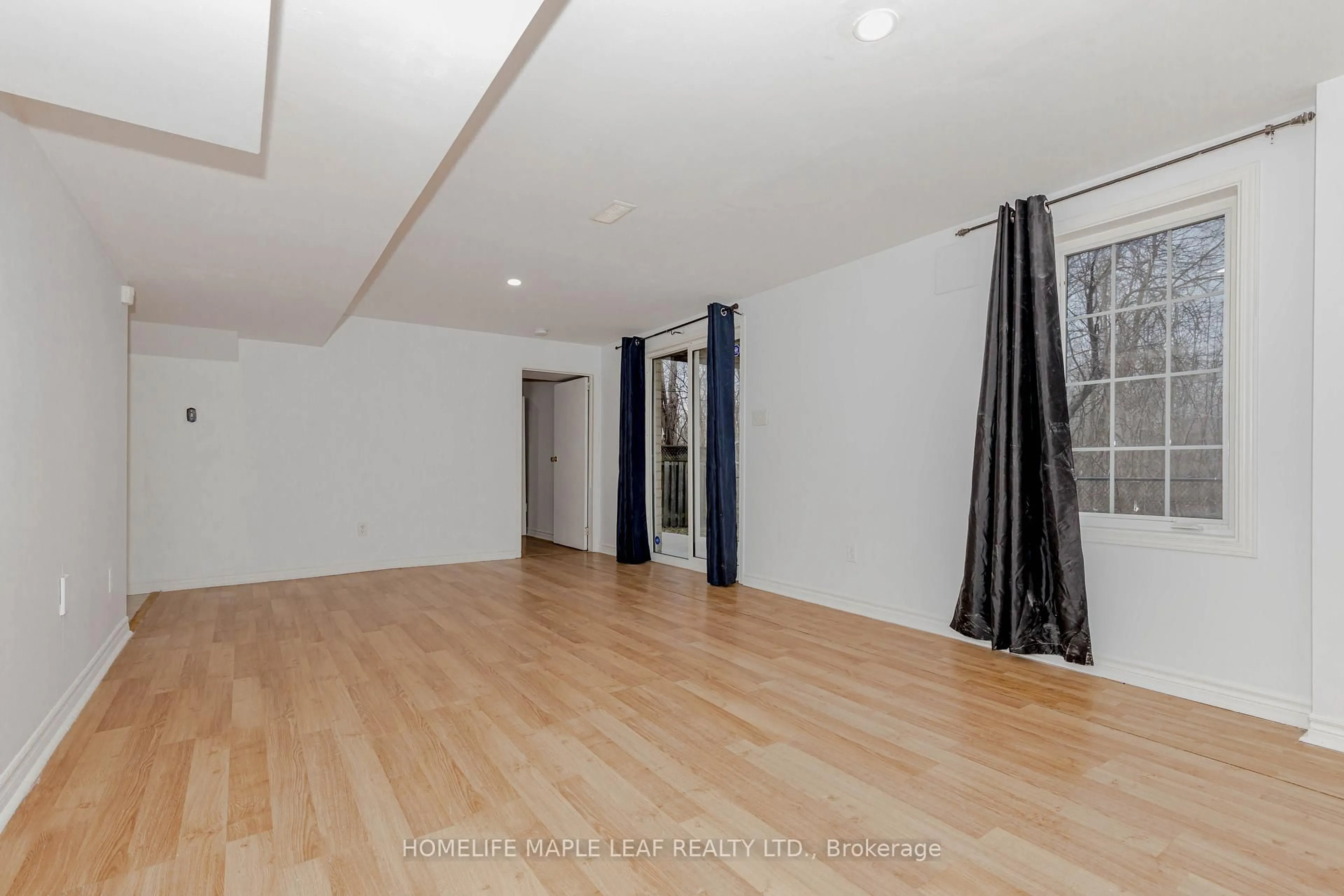 A pic of a room for 72 Dunvegan Cres, Brampton Ontario L7A 2Y1