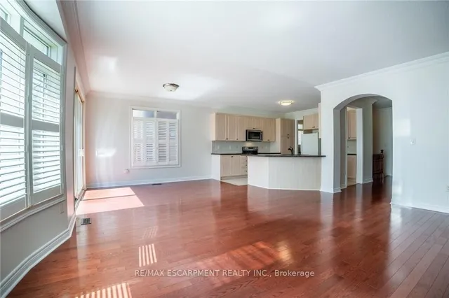 Additional property image - 4198 Kane Cres