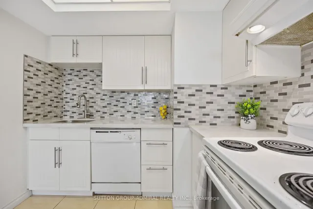 Additional property image - 4460 Tucana Crt Unit 1011