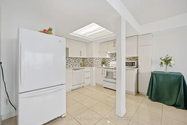 Additional property image - 4460 Tucana Crt Unit 1011