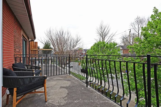 Additional property image - 93 Harvie Ave