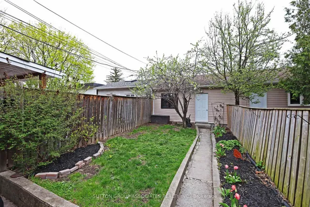 Additional property image - 93 Harvie Ave