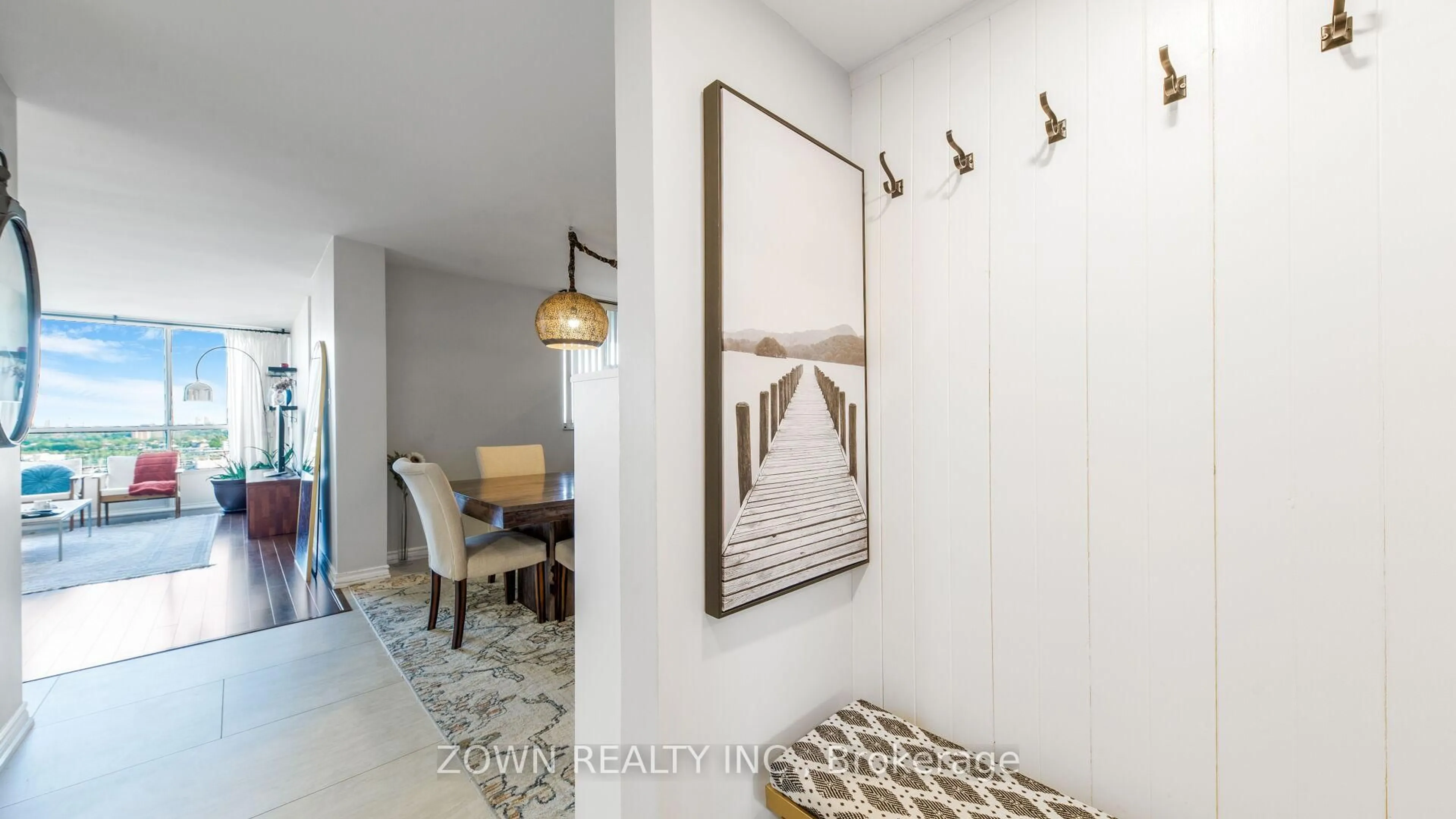 Indoor entryway for 10 Martha Eaton Way #2210, Toronto Ontario M6M 5B3