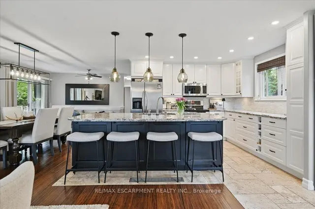 Additional property image - 747 MULLIN Way