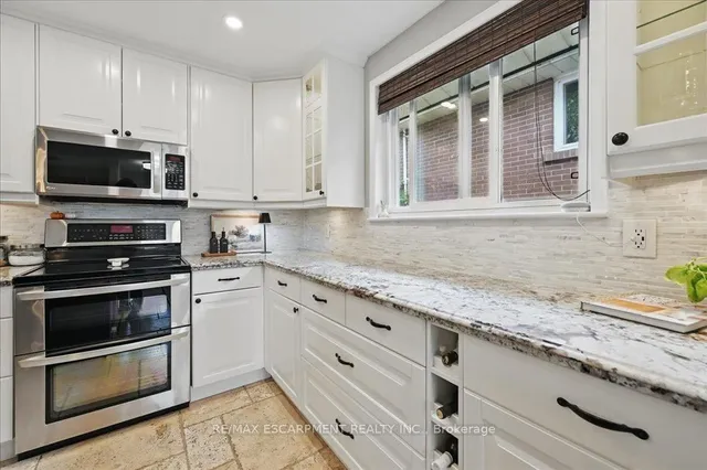 Additional property image - 747 MULLIN Way