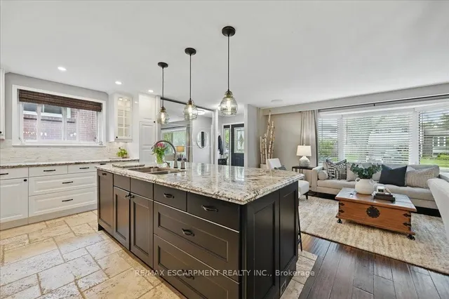 Additional property image - 747 MULLIN Way
