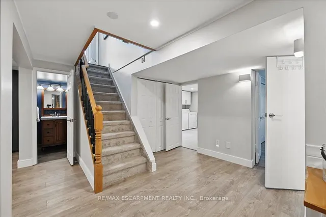 Additional property image - 747 MULLIN Way