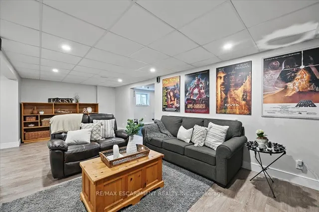 Additional property image - 747 MULLIN Way